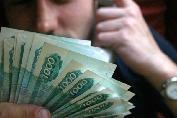 У России бюджет трещит по швам, а в заначке - миллиарды!