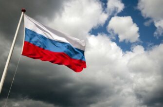 Экономика России «в центре шторма» держится на плаву