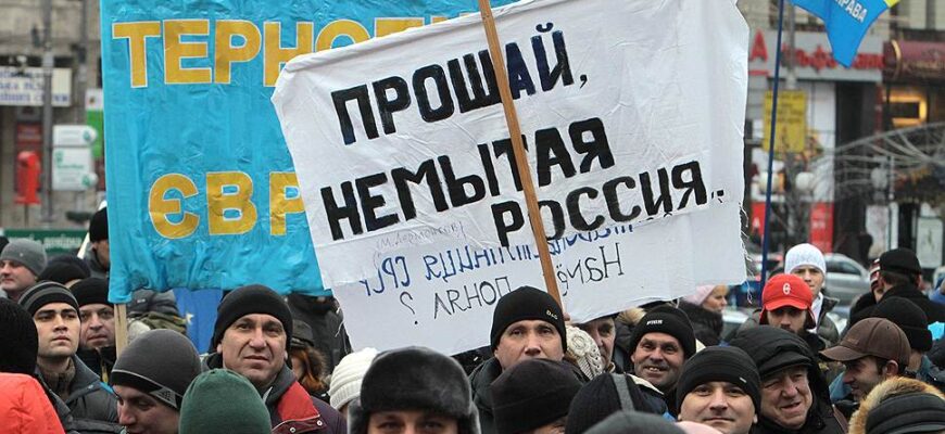 О великих «перемогах»: Российский капитал и гастарбайтеры спасают Украину