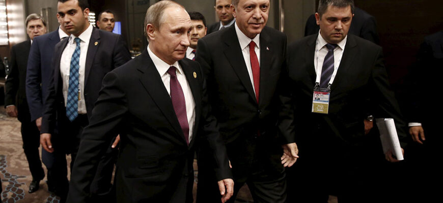 Урок для Запада: Путин и Эрдоган сегодня решают, против кого будут дружить