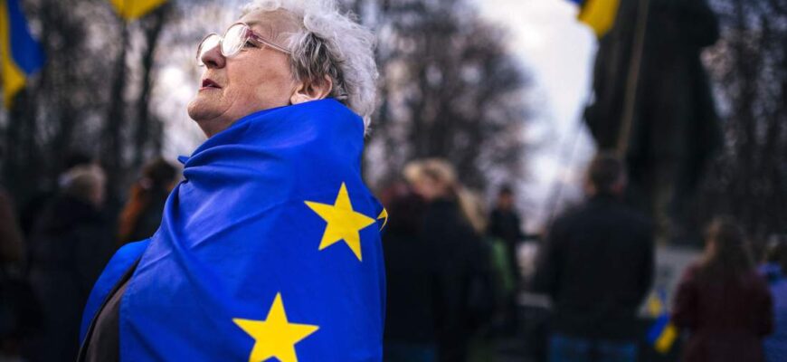 "Вечный украинский вопрос" разъедает Евросоюз, дело движется к развалу