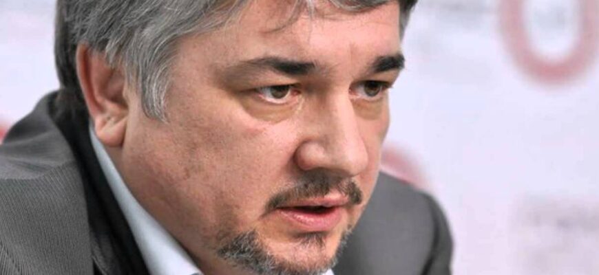 Ростислав Ищенко: "Блокада Донбасса? Порошенко сам себе копает могилу"