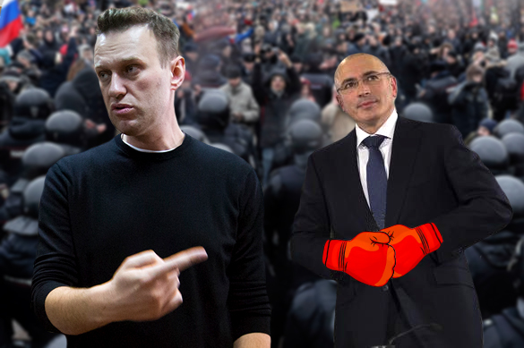 Команды Навального и Ходорковского "послали" друг друга