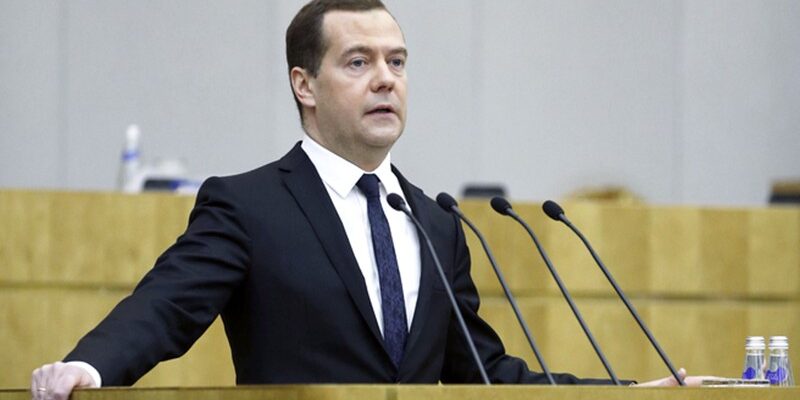 Экзамен для Медведева: Госдума задаст премьеру самый неудобный вопрос
