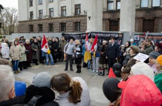 Киев испугался одесской фронды: декоммунизация трещит по швам