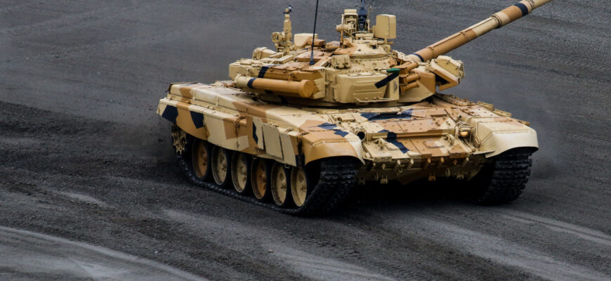 Монстр для НАТО: российский "летающий" танк Т-90