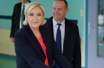 Ле Пен поздравила Макрона с победой на президентских выборах