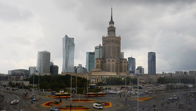 Польша хочет снести самое высокое в стране здание. За то, что "советское"
