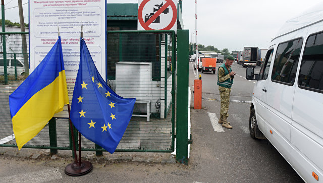 Черная метка: почему в Киеве заговорили об отмене безвиза с ЕС