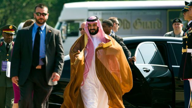США или Россия: кто выиграет в Саудовской Аравии