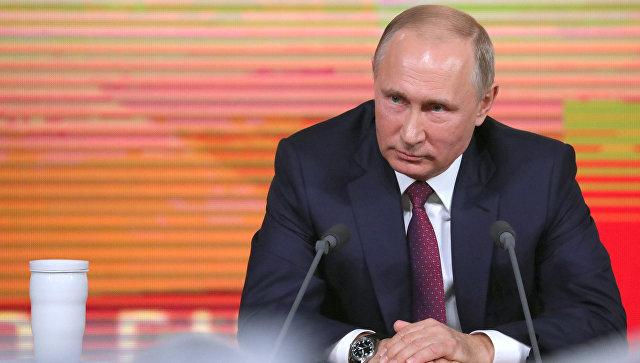 Владимир Путин распорядился списать долги населения и бизнеса