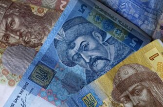 Антирекорд: гривна упала ниже исторического минимума к рублю и евро