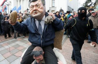 Повторить судьбу Януковича. Почему Запад начал угрожать Порошенко?