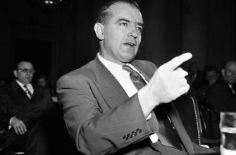 Сенатор Джозеф Маккарти. 1950