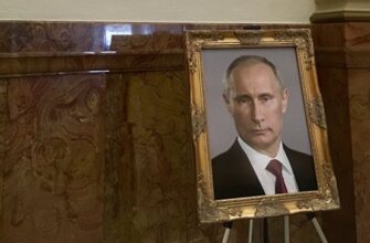 В США чиновницу наказали за портрет Владимира Путина в Капитолии