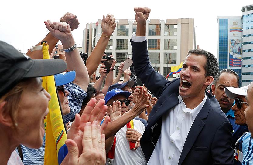 WSJ: Хуан Гуаидо объявил себя президентом Венесуэлы после звонка Пенса
