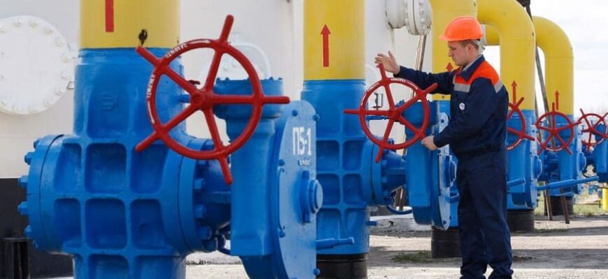 Цены на газ $962. Газпром отказался бронировать мощности газопровода "Ямал-Европа" на декабрь