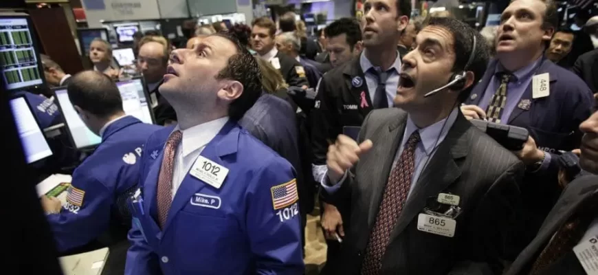 Dow Jones сел на мель. Закрытие коротких позиций в мем-акциях может перекинуться на широкий рынок