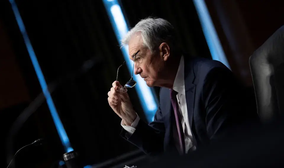 Dow Jones и Nasdaq не хотят слушать ФРС. Джером Пауэлл ожидает многократного повышения ставок