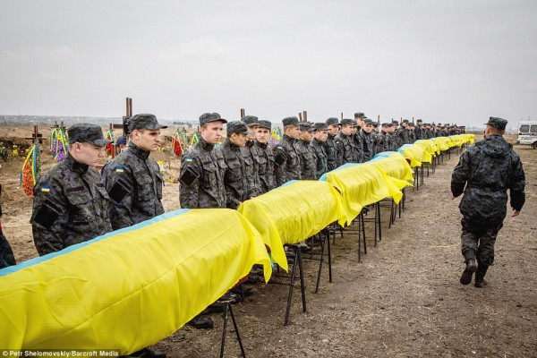 Порошенко утилизирует лишних вояк