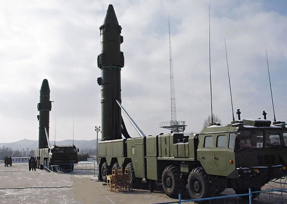 Ракеты DF-21D на стартовой позиции.