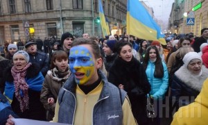 Ну как вам, украинцы, через год?