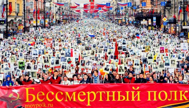 "Бессмертный полк". Технология фейков и большие деньги