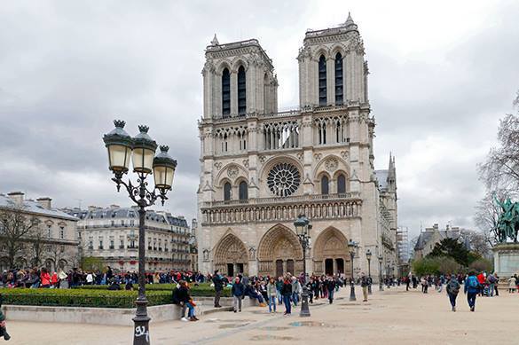 Франция: Христианство приговорили к эвтаназии