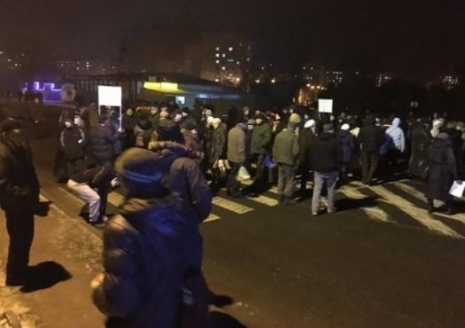 Вонючая гидность или Самонемощь: во Львове мусорный бунт, Садовой спрятался в схроне