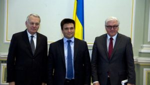 До Украины дошло: надо выкинуть распоясовшихся Германию и Францию в мусор